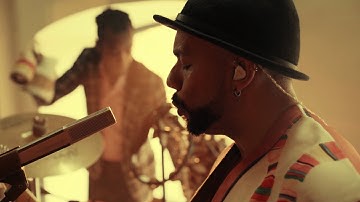 Saudade - Piranga (live at Selektor Studio)