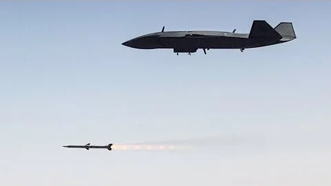 Royal Australian Air Force tests AIM-120 AMRAAM air-to-air missile from MQ-28A “Ghost Bat”