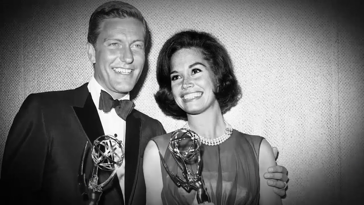 camera iphone 8 plus apk 1970s: MARY TYLER MOORE