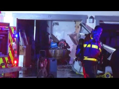 sandro Golf cart leads to apartment fire, officials say