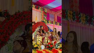 Grand Entry of the Bride! Jaimaal Stage Par Next-Level Look | Wedding Viral Video | PriyaDeep