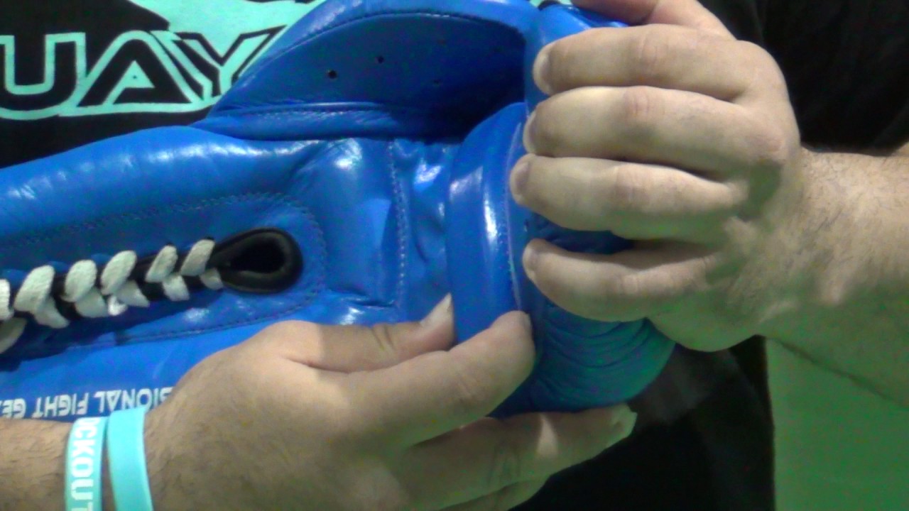 manusi de competitie de la Knock-out