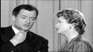 Jacqueline Joubert et Georges de Caunes * ( Sketch ) La Paix chez soi * 1956