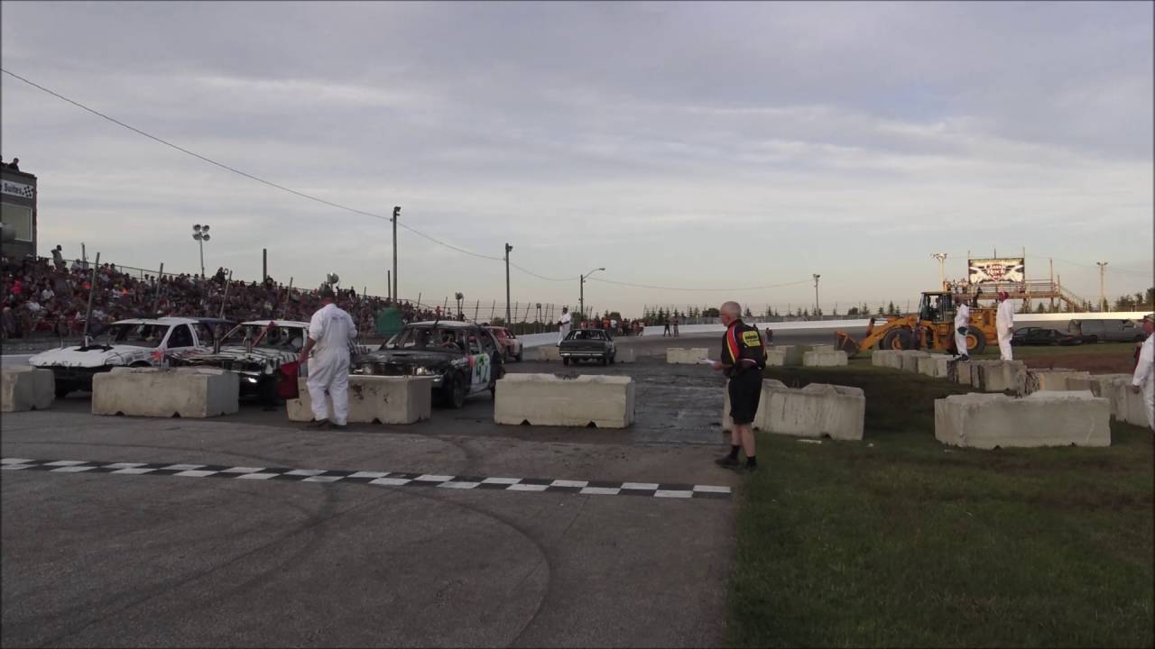demolition derby 2016 SAUBLE BEACH DEMOLITION DERBY FULLSIZE V8