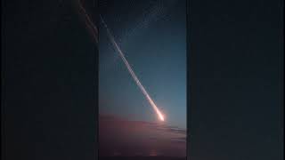 Meteor entering the earth's atmosphere #space #universe #meteor #earth #viral #viralvideo