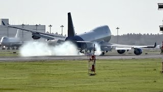 747 Pilot Overcontrols Plane