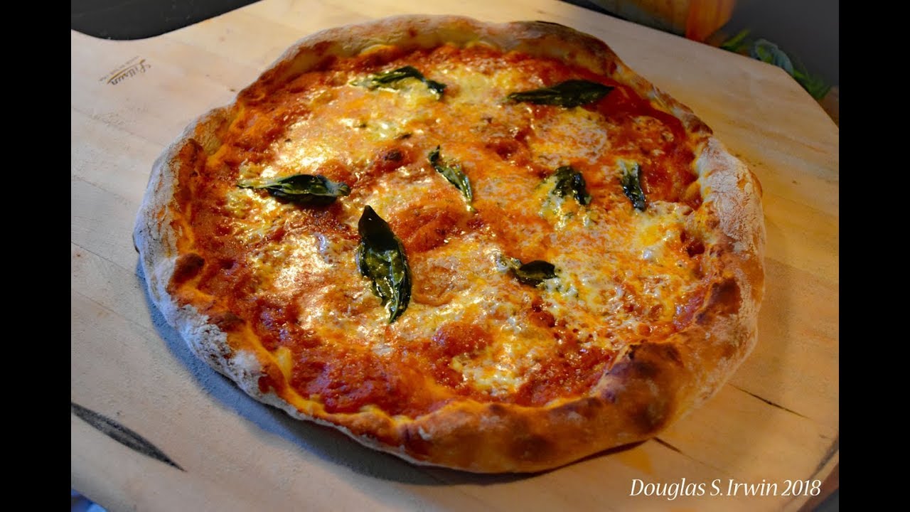 How to make an authentic Margherita pizza with a 72-hour dough
