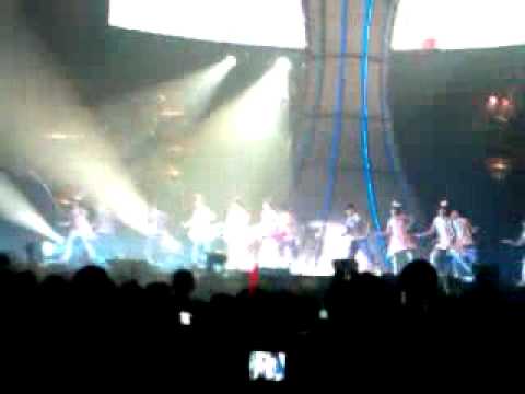 s.h.e concert 2010 singapore 1