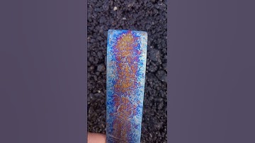 Anodising titanium. Entropic.