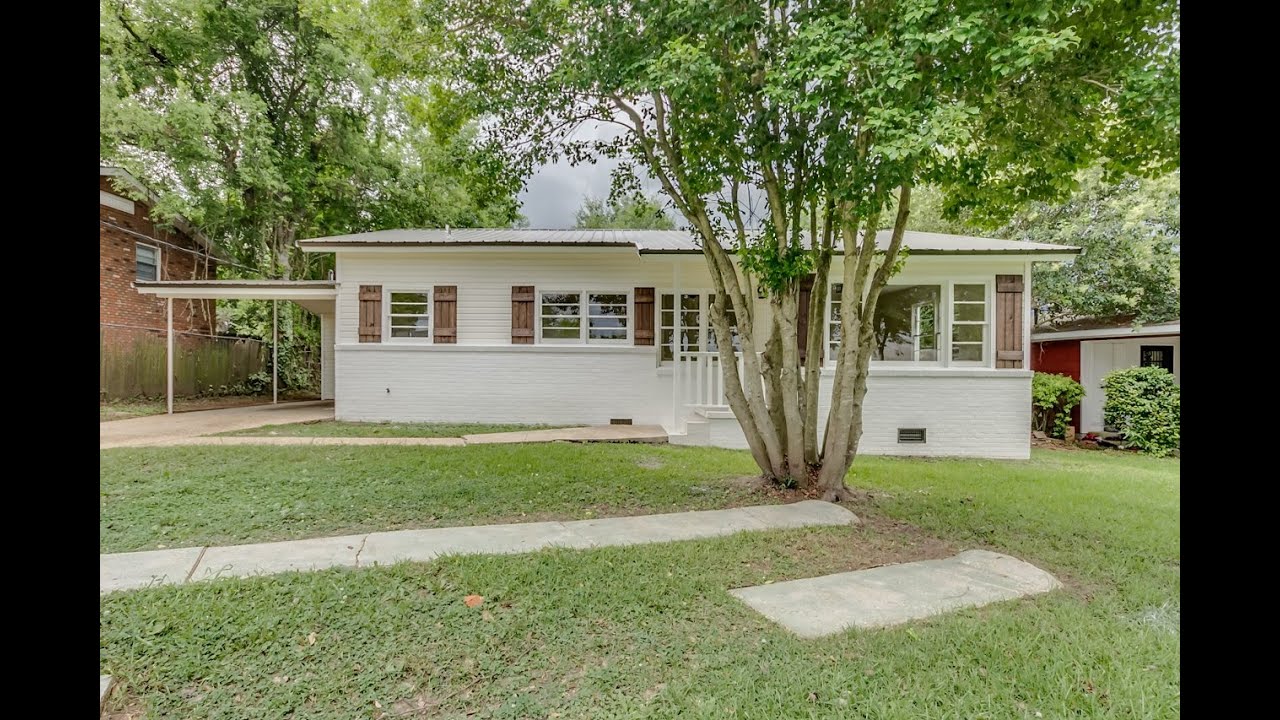 Homes for Sale in Tuscaloosa, 138932, 1213 14th Place E, Danita Mims