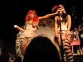 Capture de la vidéo Emilie Autumn Tells Off A Rude Audience Member