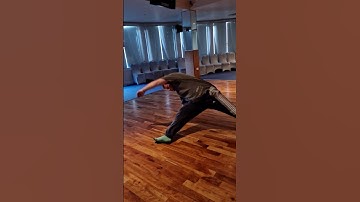 How to Floor | Floorwork #acrodance #shorts #dance #floordance #floorwork #capoeira #bboy #dance