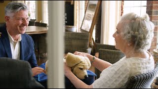 Tom Stevens, MS ’17: This Entrepreneur Built a Lovable Robot Dog to Comfort the Elderly