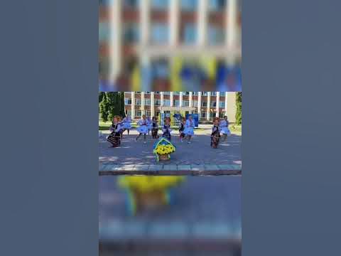 Красива картинка на сцені-важка праці у залі! - YouTube
