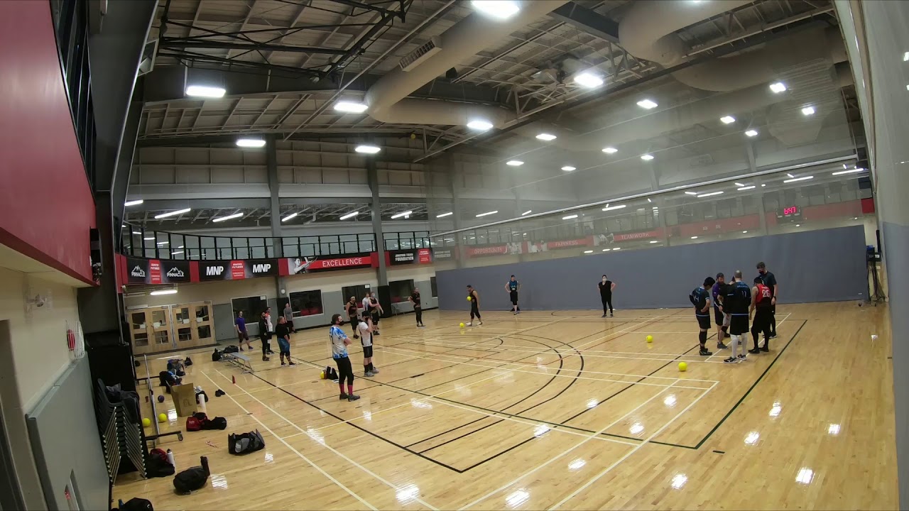 Dodgeball Winnipeg Mens League Apex Vs Retro YouTube