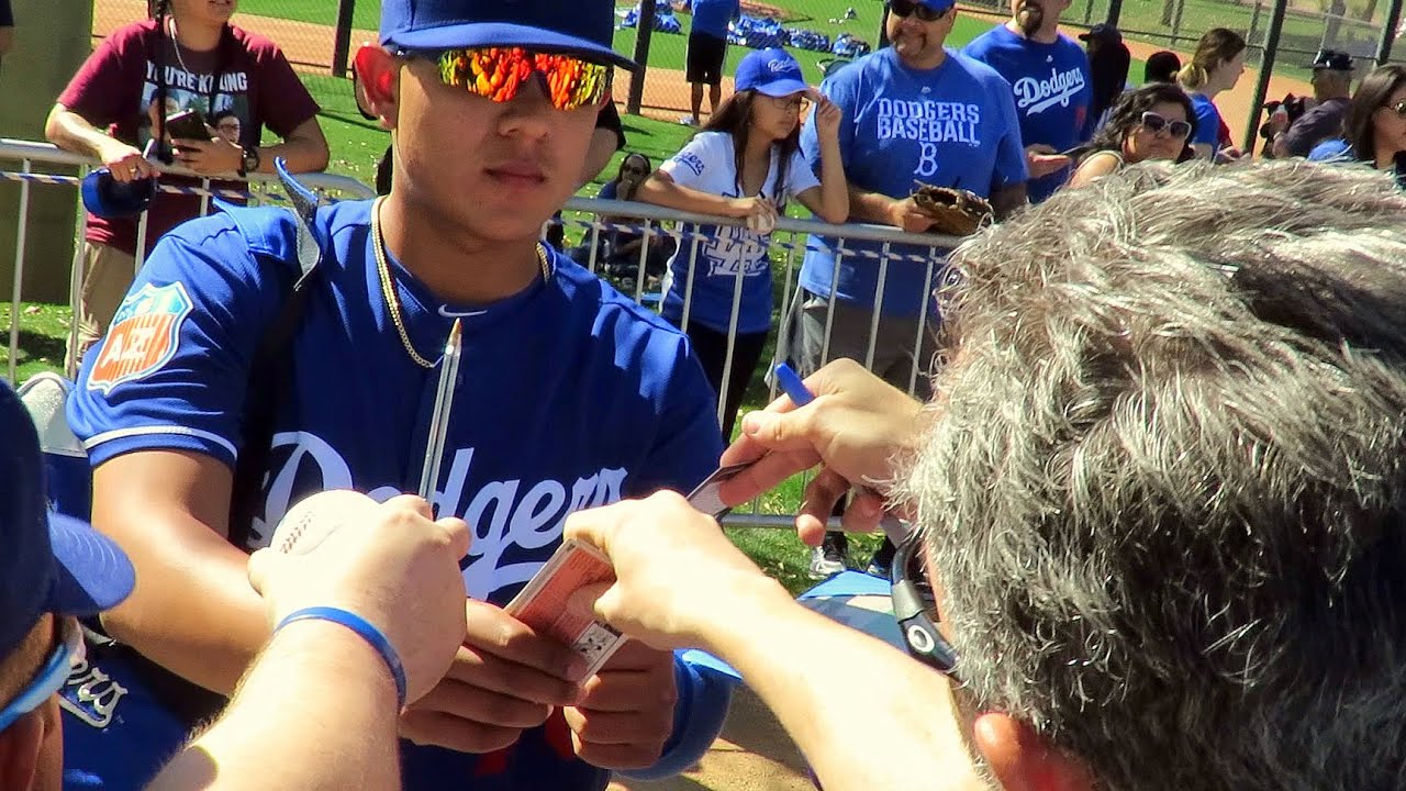 Julio Urias & Jose De Leon Autographing Spring 2016