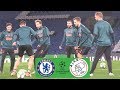 Van de Beek ALL SMILES As Ajax Train At Stamford Bridge