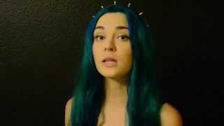 видео Голубая краска для волос: способы нанесения, эффект.