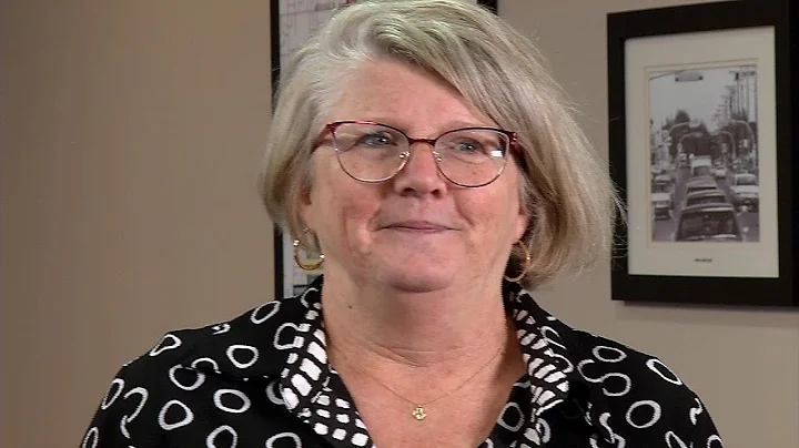 Longtime Crystal City Manager Anne Norris Retires