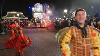 La parade 2019 du Nouvel An à Disneyland Paris !