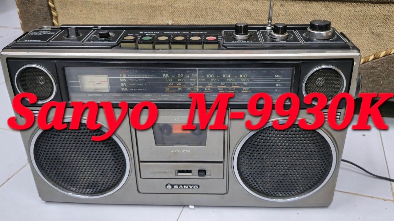 Sanyo M-9930K Radio cassette recorder complete working condition