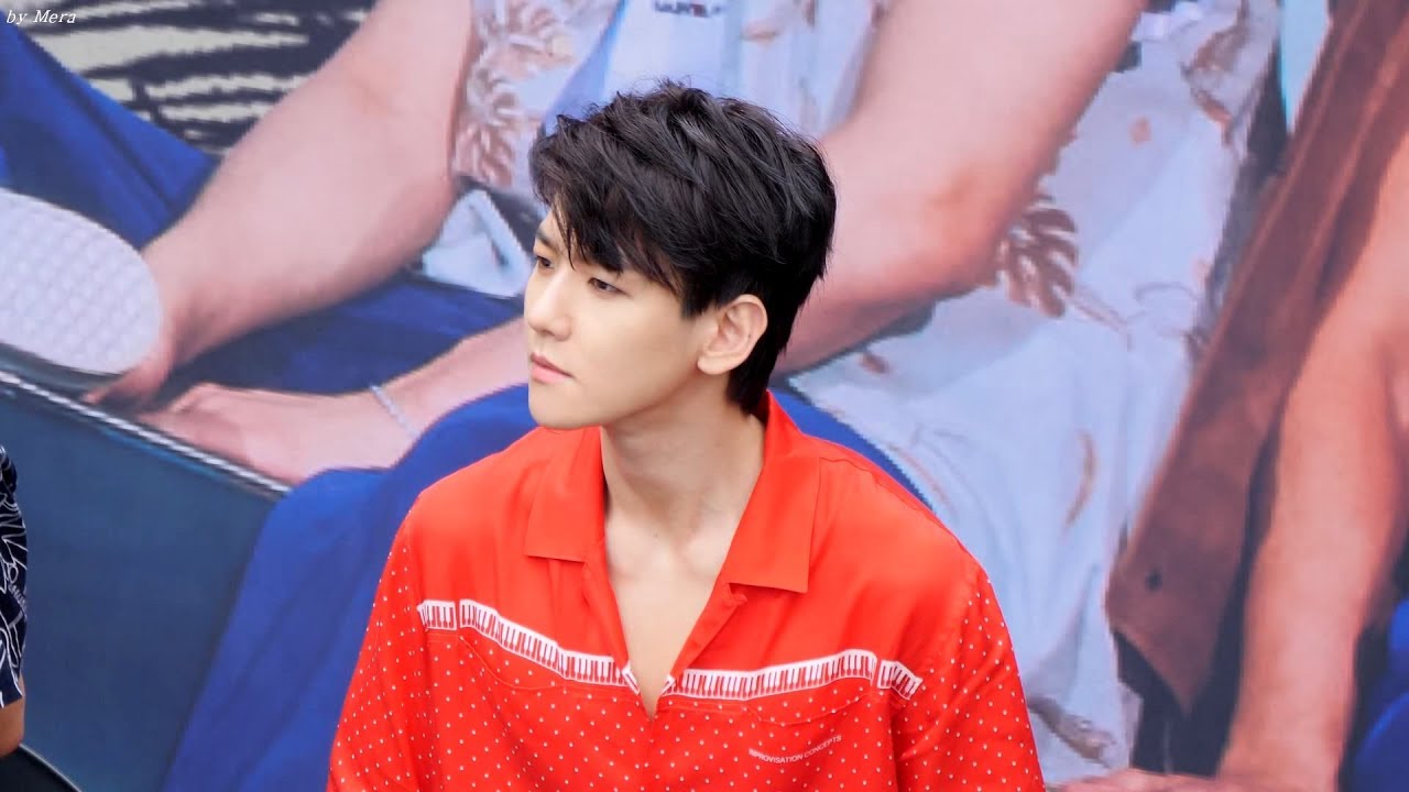 170813 엑소 (EXO) - 팬사인회 입장 및 첫인사 [백현] BAEKHYUN  직캠 Fancam (신촌팬사인회) by Mera
