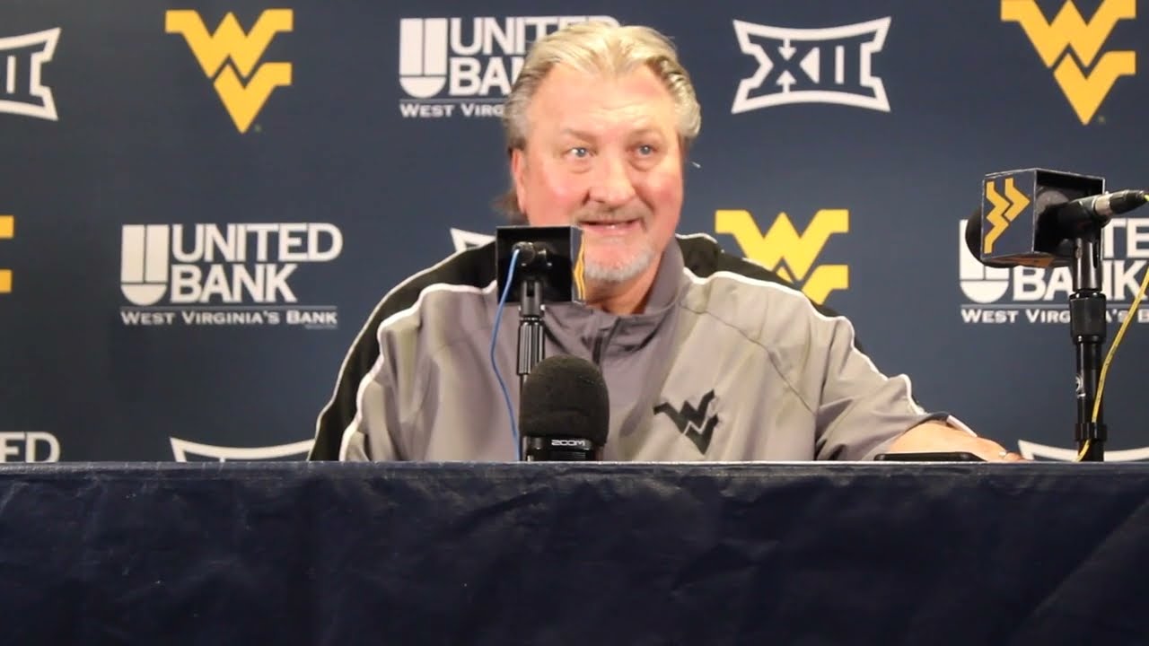 Wvu Mbb Hc Bob Huggins Postgame Press Conference After Win Over Iowa State 2 8 22 Wvsn Youtube