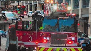 Chicago Fire Department Engine 42 Truck 3 Returning Chicago Fire Department Engine 42 Truck 3 Returning