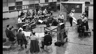 Bert Kaempfert - Moon Over Naples (Spanish Eyes) (1965)