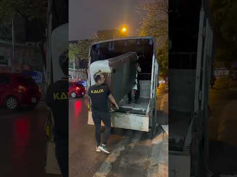 Giao Hàng, Lắp