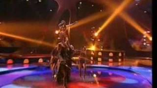 Ruslana - Wild Dance (en concierto)