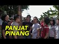 Panjat pinang, tapi yang dipanjat bukan pinang | SKETSA