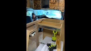 #04 Bus Build: Soft Close Drawer Slides, Router Sled, and Curtains - January 22, 2022 screenshot 1