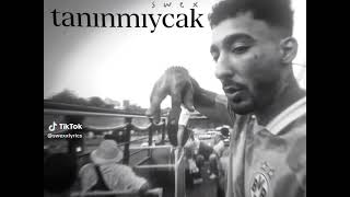 Hisler Gerçek Gülüşler Sahte. . .