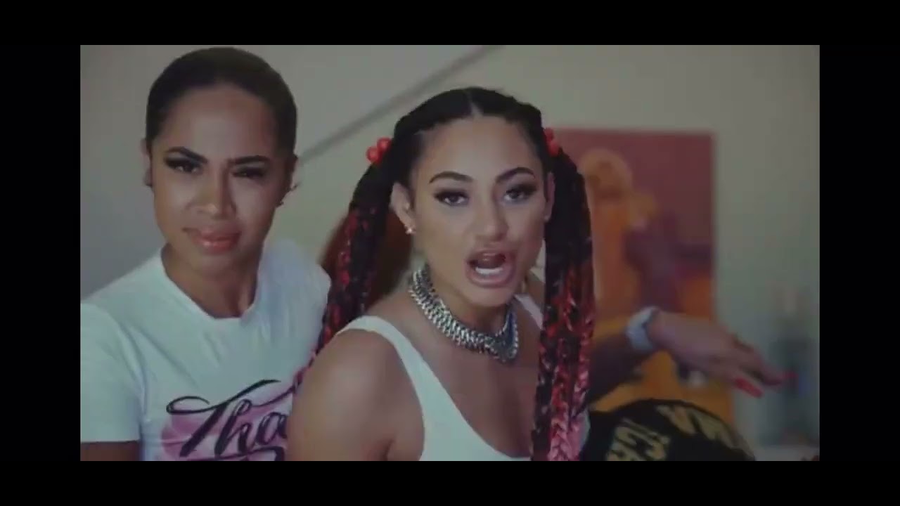 ONLYFANS/YOUTUBE model named HIMYNAMESTEE new music video just dropped