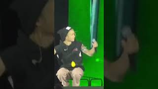 Felix Polisler Geldi Yat Yat Yat Dansını Yapıyor Itzy