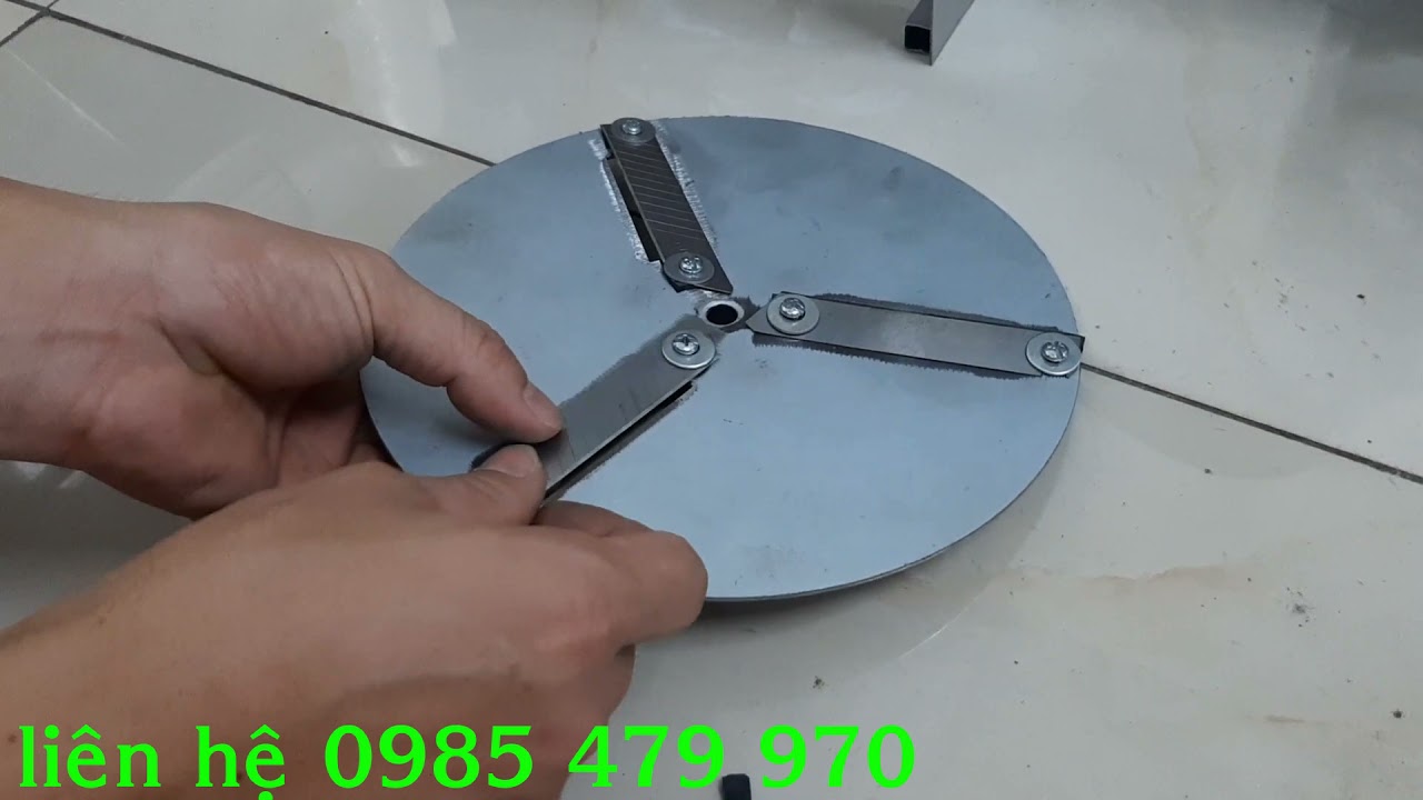 Cách điều chỉnh độ dày mỏng cũng như thay dao máy thái hành tỏi