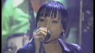 Powder - Shave Me (The Beat, Astoria)