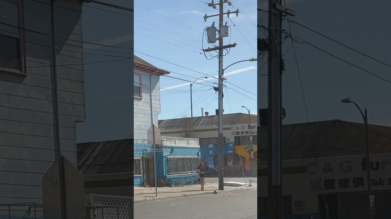 Oakland California Hoods - International Blvd 4K