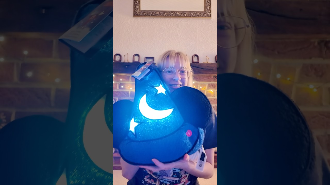 I FINALLY got my hands on the Sorcerer Mickey hat cushion! ✨