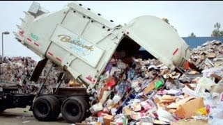 Jeremy Irons 'trashes' plastic waste in Brussels