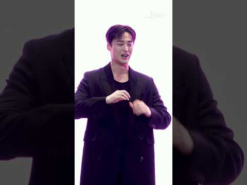 #이태환 #LeeTaeHwan &amp;#39;군 전역 후 첫 복귀작, 군기 바짝 거수경례!&amp;#39; #DNA러버 #제작발표회 #포토타임 #DNAlover #shorts