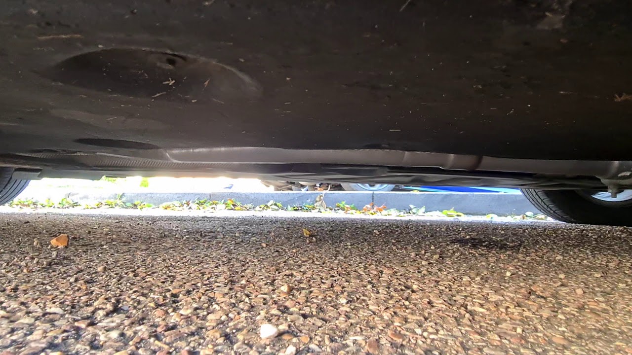 Bmw series 1 E87 flywheel rattle YouTube