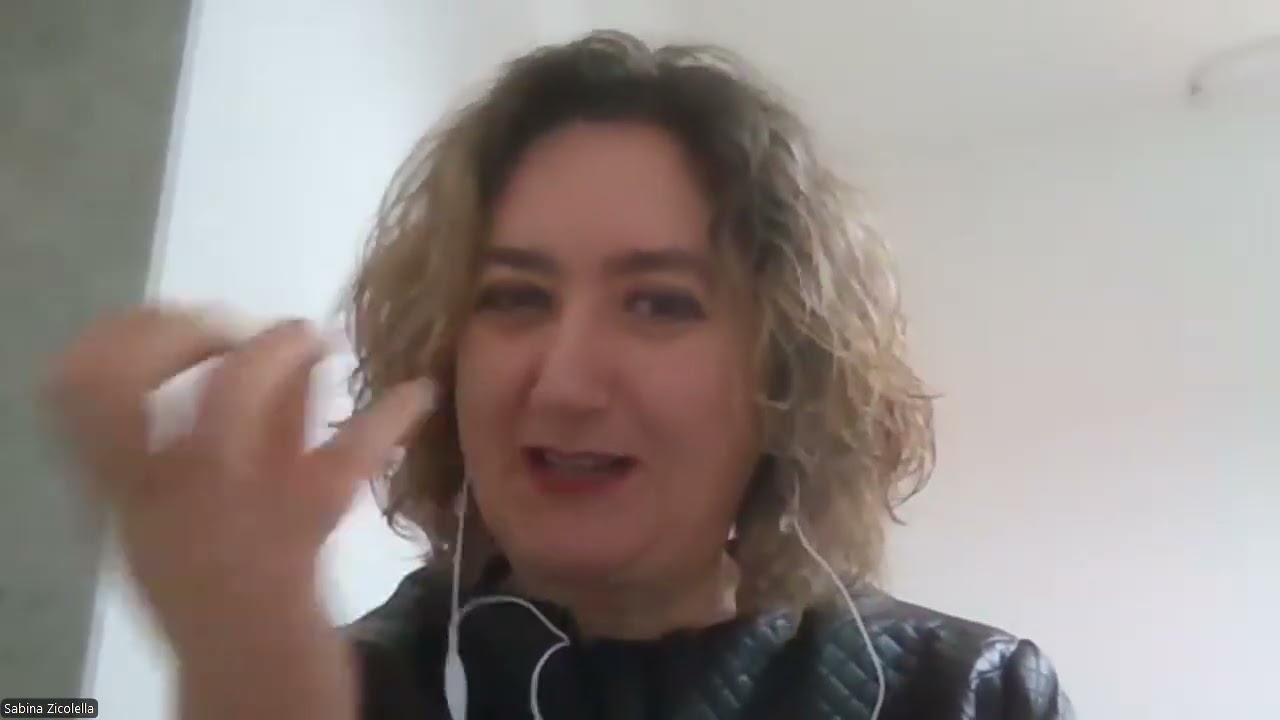 Intervista a Claudia De Rosa, docente del corso DESIGN DEL GIOIELLO MODA CONTEMPORANEO