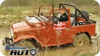 60 Jahre Toyota Landcruiser - Jan Stecker auf Geburtstagsfahrt | Abenteuer Auto Classics
Der Landcruiser feiert Geburtstag - und das natürlich da, wo man sich mit Offroad-Autos am besten austoben kann: auf dem Offroadgelände in Bad Kissingen. Jan Stecker gratuliert dem Urgestein von Toyota bei einer Geländefahrt zum Geburtstag.
100 % Auto im Abo: http://www.youtube.com/channel/UCAaPfm0oO8i3Wk1tLKVrwIg?sub_confirmation=1
Abenteuer Auto: Im Fahrbericht von Abenteuer Autos, testen Profis Neuwagen für Dich und bereiten den Fahrbericht redaktionell auf. Die Redaktion von Abenteuer Auto hat in den letzten Jahren Fahrberichte zu verschiedenen Autos gemacht. Von BMW X3 BMW X5, AUDI TT, Audi A8, AUDI A1, VW Golf, VW Passat, VW T3, VW Touran, Honda Civic, Ferrari, Rolls Royce, Lamborghini, Tesla, Seat bis hin zu GM, Toyota, Hyundai und Co. .- wir haben Fahrberichte zu nahezu allen Automarken die es gibt. In unseren Fahrberichten erfährst Du alle Vor und Nachteile eine PKWs, seine Schwachstellen und seine Besonderheiten. Wir prüfen den Fahrspaß und Komfort, das Kofferraumvolumen und den Verbrauch. In vielen Abenteuer Auto Fahrberichten steigt unser Moderator Jan Stecker persönlich in das Fahrzeug und checkt die Autos durch!
Werde jetzt Fan auf Facebook:
https://www.facebook.com/AbenteuerAuto
Abenteuer Auto Youtube Channel:
http://www.youtube.com/user/AbenteuerAutoTV
Alle Automarken im Überblick:
http://www.abenteuer-auto.de/marken
Abenteuer Tuning:
http://www.kabeleins.de/tv/abenteuer-tuning
Hinter den Kulissen von Abenteuer Auto:
http://www.kabeleins.de/tv/abenteuer-auto/making-of
Alle Videos findest du auf: http://bit.ly/abenteuerauto
Impressum: https://www.kabeleins.de/service/impressum 60 Jahre Toyota Landcruiser - Jan Stecker auf Geburtstagsfahrt | Abenteuer Auto Classics