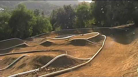 Insane Backyard Track RC Shootout in Southern California Filmed by UndergroundRC