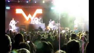 Weezer Live @ Sun Fest 2010 (Undone)3.wmv