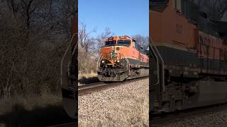 Hornshow from H1 Leader on H-KCKLIN at Chalco, NE (3/2/25)