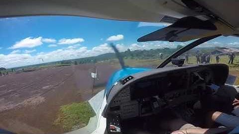 C208 Cessna Caravan - Doufu West Papua landing - No Engine Sound