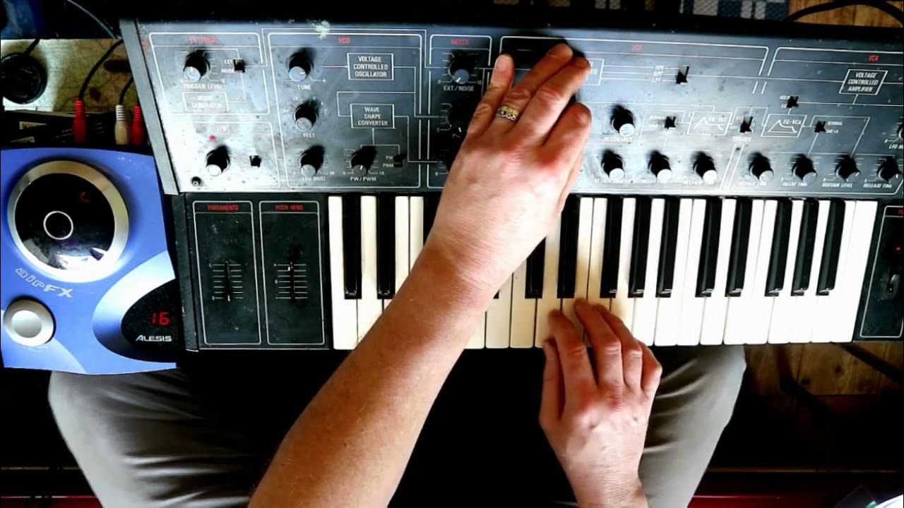How to make a 2 bar synthpop tune with a 1977 synthesizer in only 80